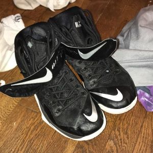 Lebron Zoom Soldier VIII